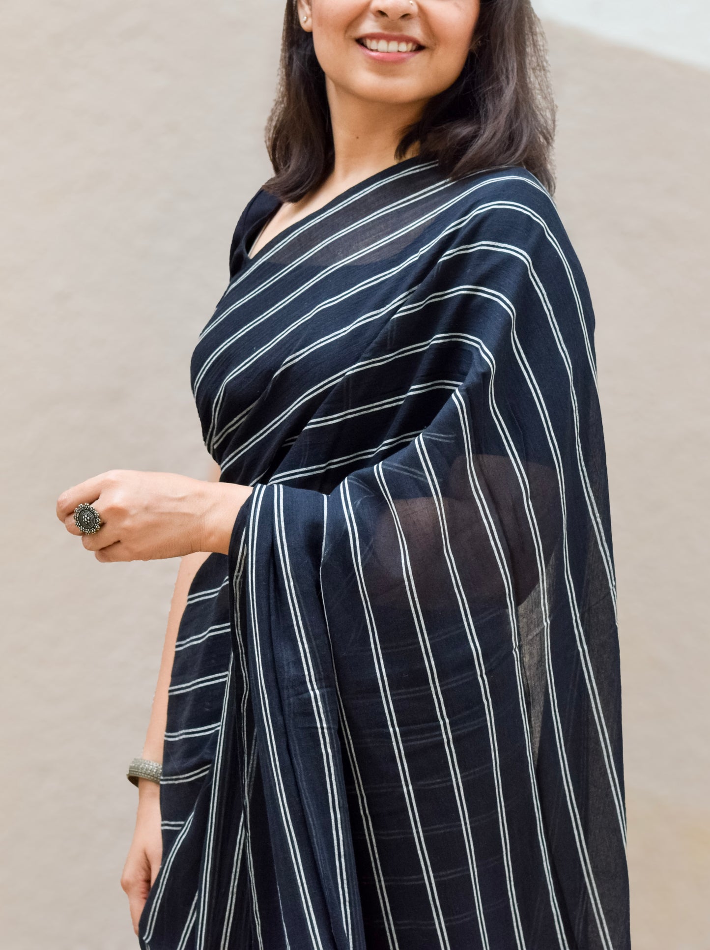 Black and White Taan Stripe